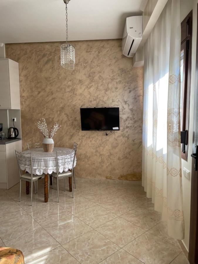 Leonora'S Apartment 프리노스 외부 사진